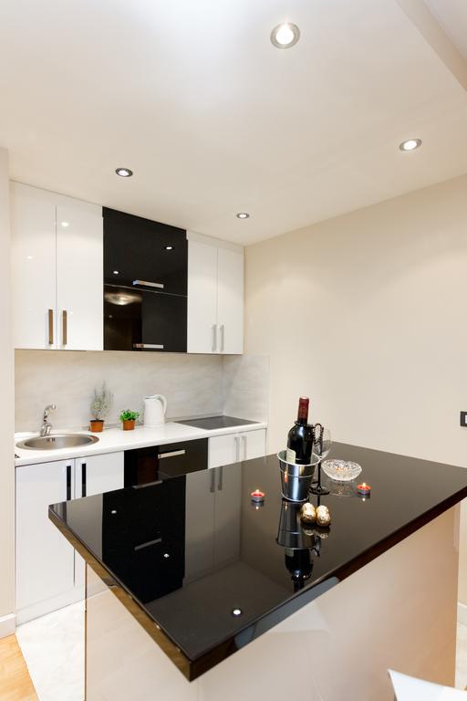 Slavija Square Apartments Belgrade Room photo